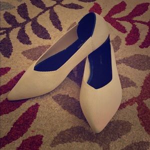 $5 Knit pointed toe flats
